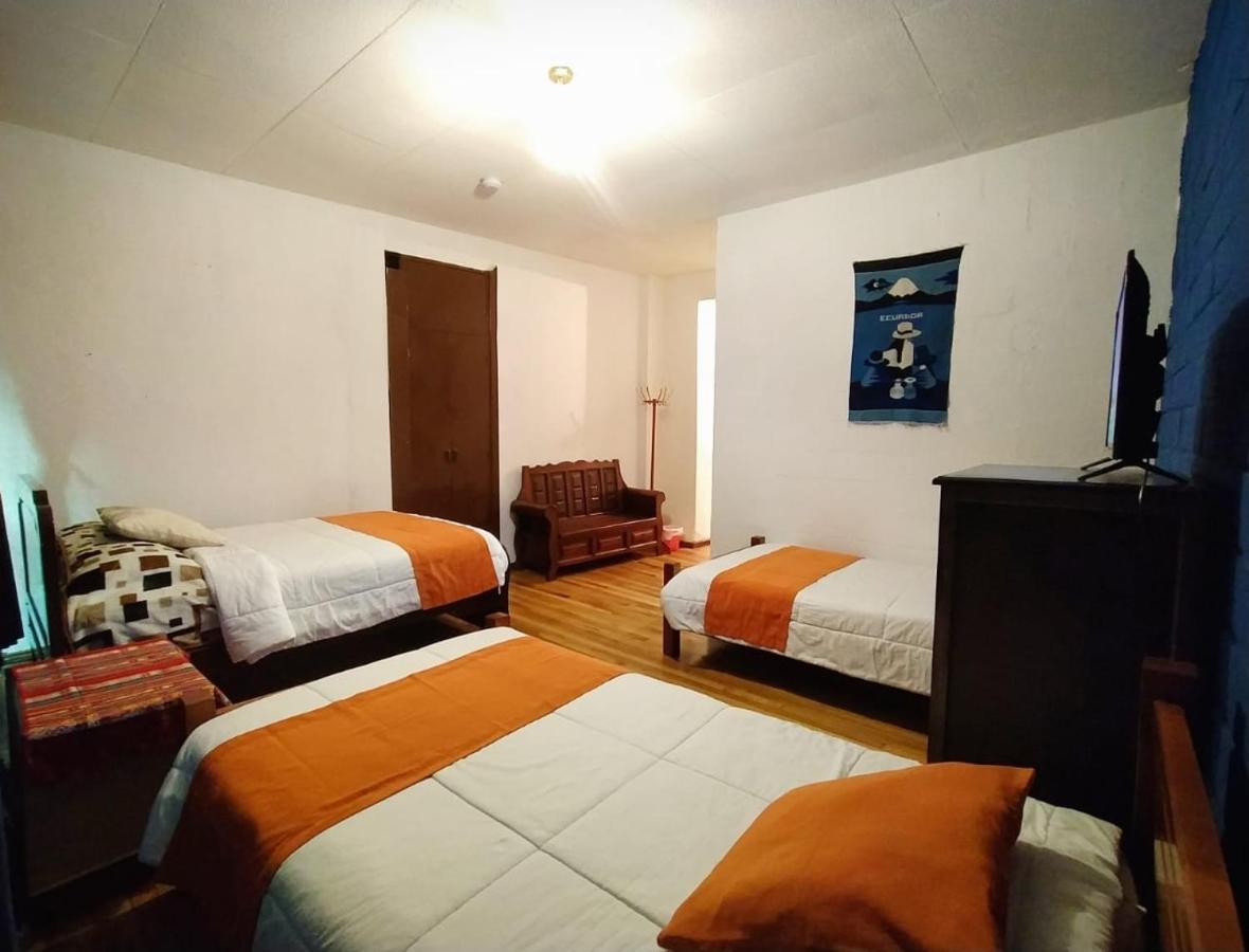 Hostal La Casa Tolena Quito - Ecuador Hotel Luaran gambar