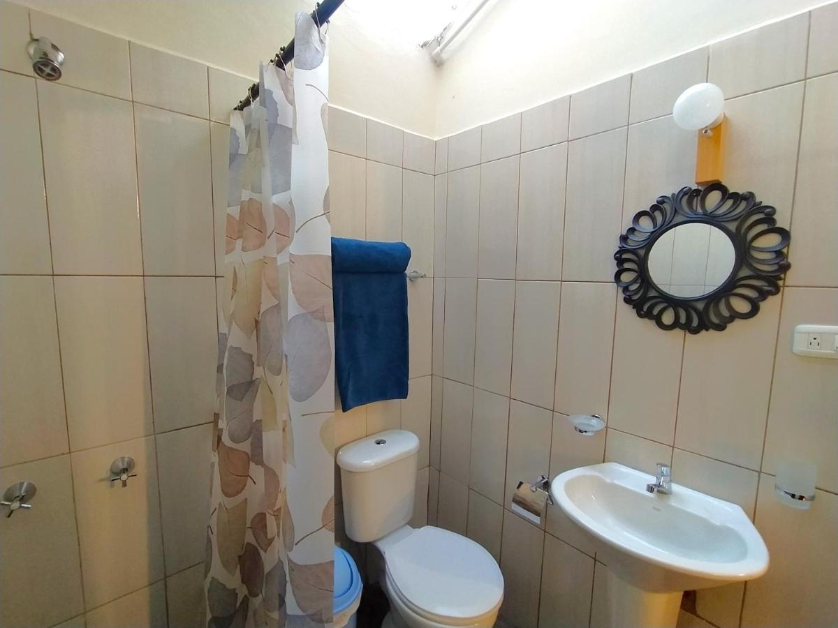 Hostal La Casa Tolena Quito - Ecuador Hotel Luaran gambar